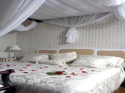 Clarion Inn & Suites Μπελβίλ Δωμάτιο φωτογραφία